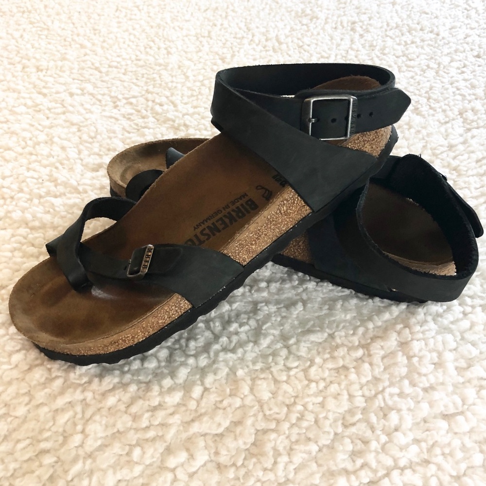 🕶 Birkenstock Yara Sandals 🕶